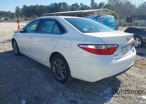 2015 Toyota Camry Se z USA, uszkodzony, nr VIN 4T1BF1FK1FU070898